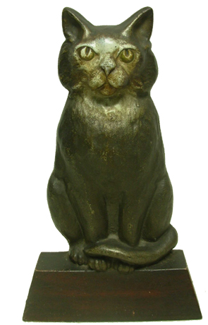 Sitting Cat on Trapezoid Base doorstop